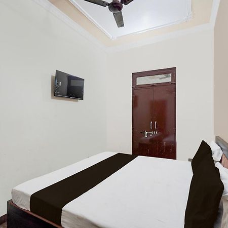 Oyo Hotel Maharaja Palace Мератх Экстерьер фото